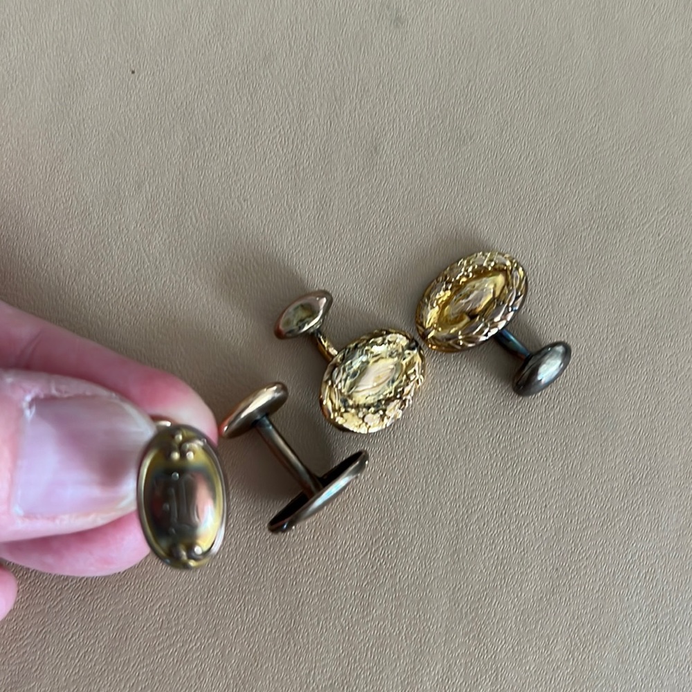 Vintage cuff links , no markings